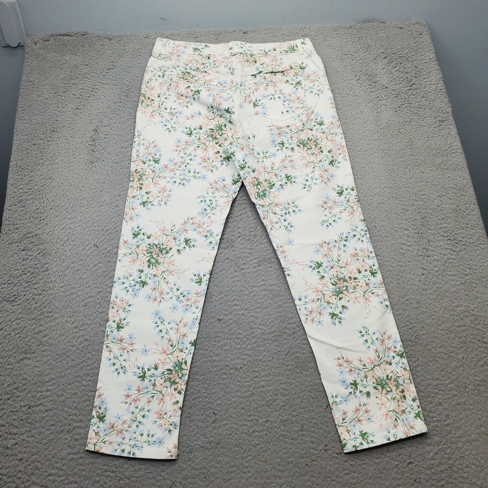 Floral Print Women's Pants - Picture 2 of 13